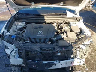 2022 Mazda CX-30 S Select z VIN 3MVDMBBL8NM448787, wystawiony jako IAAI lot #41577914 z przebiegiem 64 552 mil mil oraz . Historia ofert i sprzedaży dostępna na DreamBid. Obrazek 10.