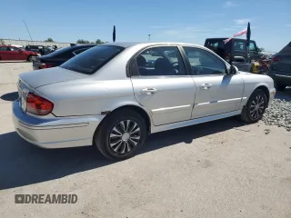 2004 Hyundai Sonata with VIN KMHWF25H54A989637, listed as a Copart auction lot 48164725 with 130,368 mi miles and Salvage Title. Bid and sale history available at carsss.com. Image 3.