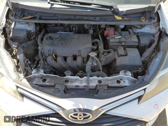 2017 Toyota Yaris L z VIN VNKKTUD32HA083729, wystawiony jako Copart lot #58020955 z przebiegiem 66 075 mil mil oraz Szkoda całkowita • Salvage title. Historia ofert i sprzedaży dostępna na DreamBid. Obrazek 12.