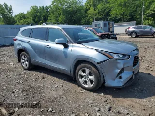 2020 Toyota Highlander LE z VIN 5TDBZRBH3LS014952, wystawiony jako Copart lot #60705475 z przebiegiem 47 186 mil mil oraz Szkoda całkowita • Salvage title. Historia ofert i sprzedaży dostępna na DreamBid. Obrazek 4.