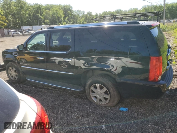 2008 Cadillac Escalade ESV with VIN 1GYFK66848R215970, listed as a Copart auction lot 57226505 with 255,076 mi miles and Salvage title. Bid and sale history available at DreamBid. Image 2.