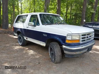 1995 Ford Bronco Eddie Bauer with VIN 1FMEU15NXSLA12108, listed as a IAAI auction lot 42670168 with 204,555 mi miles and . Bid and sale history available at DreamBid. Image 1.