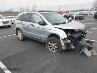 2007 Honda CR-V EX with VIN JHLRE38517C045213, listed as a IAAI auction lot 41811990 with 205,626 mi miles. Bid and sale history available at carsss.com. Image 1.