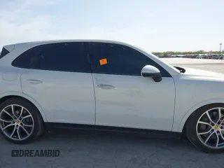 2019 Porsche Cayenne S z VIN WP1AB2AY7KDA64786, wystawiony jako IAAI lot #41827520 z przebiegiem 75 785 mil mil oraz . Historia ofert i sprzedaży dostępna na DreamBid. Obrazek 12.
