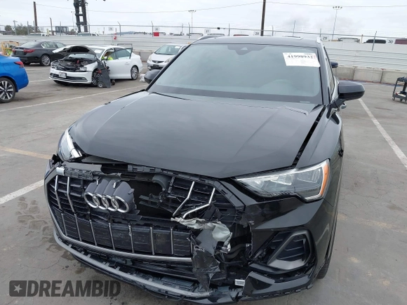 2021 Audi Q3 S line Premium with VIN WA1DECF37M1017457, listed as a IAAI auction lot 41998932 with 28,716 mi miles and . Bid and sale history available at DreamBid. Image 6.