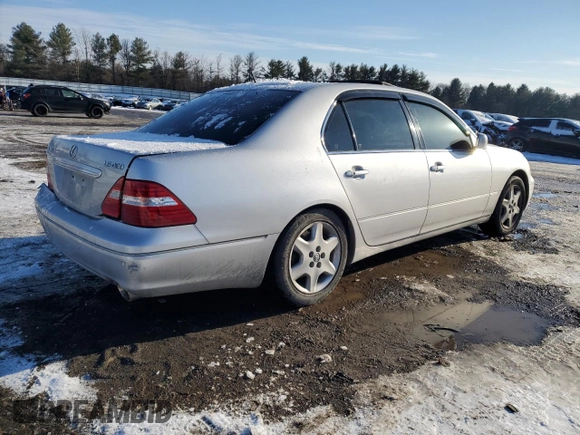 2004 Lexus LS 430 with VIN JTHBN36F240135489, listed as a Copart auction lot 41916125 with Not Provided miles and Salvage Title. Bid and sale history available at DreamBid. Image 3.