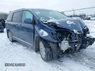 2017 Toyota Sienna XLE with VIN 5TDDZ3DC3HS154966, listed as a IAAI auction lot 41523393 with 141,365 mi miles and . Bid and sale history available at carsss.com. Image 1.