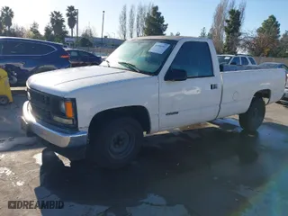 1998 Chevrolet C/K 1500 with VIN 1GCEC14W3WZ195386, listed as a IAAI auction lot 41544347 with 234,775 mi miles. Bid and sale history available at carsss.com. Image 2.