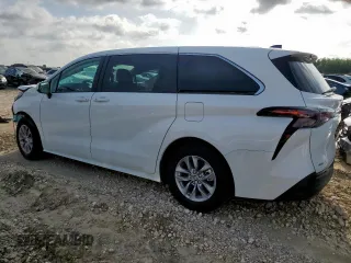 2024 Toyota Sienna LE with VIN 5TDKSKFC9RS145497, listed as a Copart auction lot 55567725 with 22,774 mi miles and Salvage title. Bid and sale history available at DreamBid. Image 2.