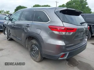 2018 Toyota Highlander Limited with VIN 5TDYZRFH5JS276425, listed as a IAAI auction lot 42070369 with 129,215 mi miles and . Bid and sale history available at DreamBid. Image 3.