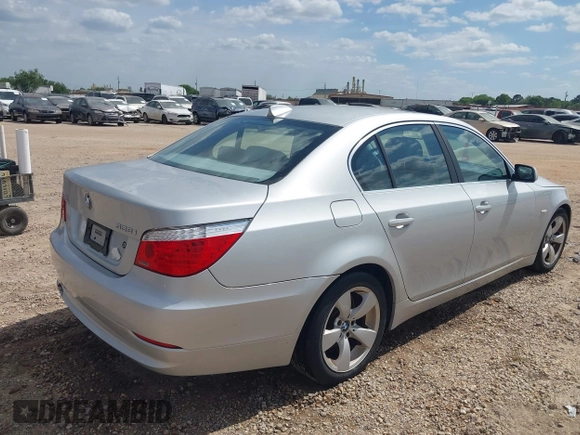 2008 BMW 5 Series 528i with VIN WBANU53558CT09789, listed as a IAAI auction lot 42073248 with 125,416 mi miles and . Bid and sale history available at carsss.com. Image 4.