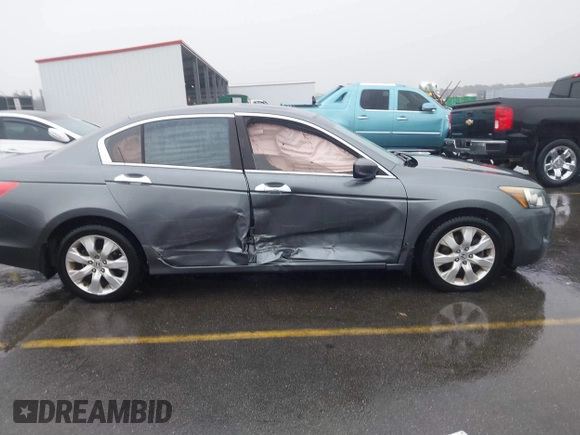 2010 Honda Accord EX z VIN 5KBCP3F75AB005715, wystawiony jako IAAI lot #41519505 z przebiegiem 112 287 mil mil oraz . Historia ofert i sprzedaży dostępna na DreamBid. Obrazek 14.