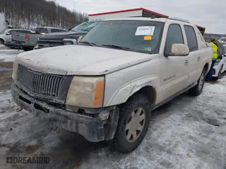 2002 Cadillac Escalade EXT with VIN 3GYEK63N32G339189, listed as a IAAI auction lot 41405674 with 209156 miles. Bid and sale history available at carsss.com. Image 18.