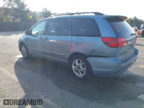 2004 Toyota Sienna XLE with VIN 5TDZA22C44S199922, listed as a IAAI auction lot 41605113 with 228,824 mi miles and . Bid and sale history available at DreamBid. Image 3.