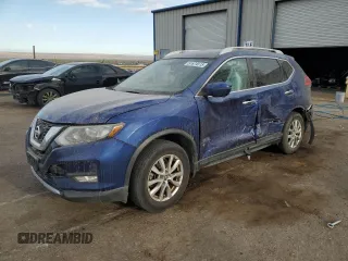 2017 Nissan Rogue SV z VIN KNMAT2MT9HP547556, wystawiony jako Copart lot #51674515 z przebiegiem 132 789 mil mil oraz Szkody całkowita. Historia ofert i sprzedaży dostępna na DreamBid. Obrazek 1.