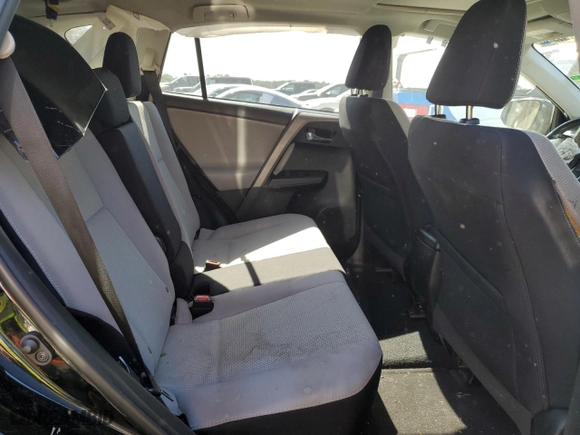 2018 Toyota RAV4 XLE with VIN 2T3WFREV0JW469717, listed as a Copart auction lot 47416435 with 97,142 mi miles and Salvage Title. Bid and sale history available at carsss.com. Image 11.