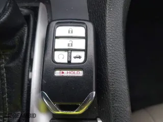 2018 Honda Civic Sedan EX-T with VIN 2HGFC1F37JH643789, listed as a IAAI auction lot 41741770 with 84,844 mi miles. Bid and sale history available at carsss.com. Image 11.