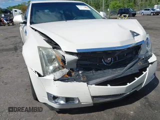 2013 Cadillac CTS Performance with VIN 1G6DK5E37D0138249, listed as a IAAI auction lot 41991166 with 121,133 mi miles and . Bid and sale history available at DreamBid. Image 6.