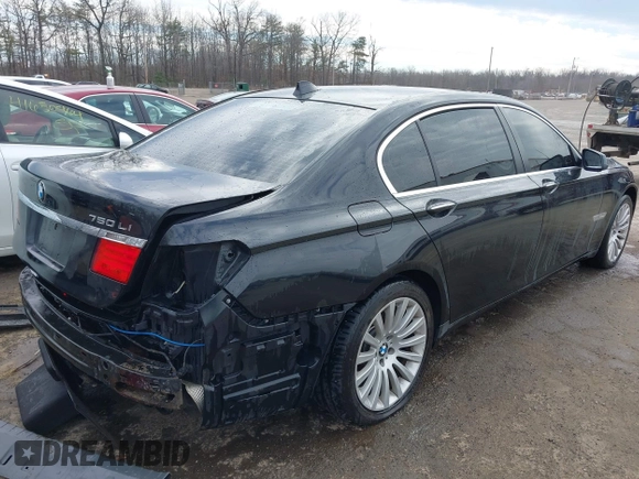 2011 BMW 7 Series 750Li xDrive with VIN WBAKC8C52BC431668, listed as a IAAI auction lot 41623575 with 117,306 mi miles. Bid and sale history available at carsss.com. Image 4.