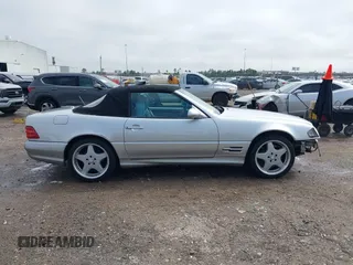 2000 Mercedes-Benz SL with VIN WDBFA68F0YF188738, listed as a IAAI auction lot 41652926 with 61,075 mi miles. Bid and sale history available at carsss.com. Image 14.