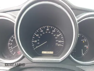 2005 Lexus RX 330 z VIN JTJHA31U250079436, wystawiony jako IAAI lot #42379567 z przebiegiem 180 626 mil mil oraz . Historia ofert i sprzedaży dostępna na DreamBid. Obrazek 7.