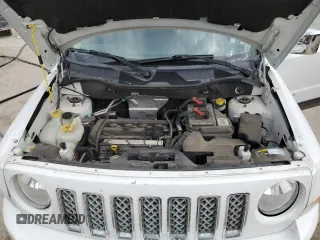 2014 Jeep Patriot Sport with VIN 1C4NJPBA3ED601257, listed as a Copart auction lot 60163155 with 112,958 mi miles and Clean title. Bid and sale history available at DreamBid. Image 12.