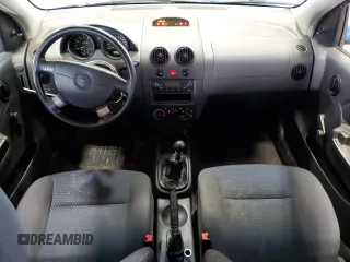 2006 Chevrolet Aveo LS z VIN KL1TD66666B555667, wystawiony jako Copart lot #56268585 z przebiegiem 42 939 mil mil oraz Tytuł czysty. Historia ofert i sprzedaży dostępna na DreamBid. Obrazek 8.