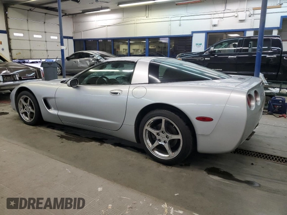 1997 Chevrolet Corvette with VIN 1G1YY22G0V5108641, listed as a Copart auction lot 80776054 with 179,471 mi miles and Salvage Title. Bid and sale history available at carsss.com. Image 2.