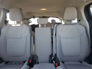 2021 Toyota Sienna LE with VIN 5TDKRKEC5MS031518, listed as a Copart auction lot 81597184 with 52,829 mi miles and Salvage Title. Bid and sale history available at carsss.com. Image 10.