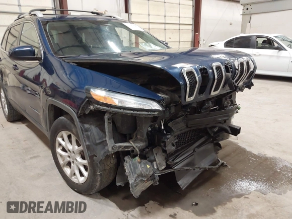 2018 Jeep Cherokee Latitude Plus with VIN 1C4PJMLB0JD612922, listed as a IAAI auction lot 42581594 with 137,793 mi miles and . Bid and sale history available at DreamBid. Image 18.
