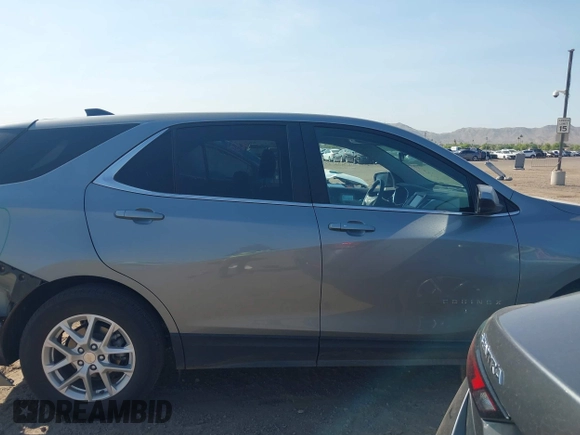 2024 Chevrolet Equinox LT z VIN 3GNAXKEG6RL337698, wystawiony jako IAAI lot #42489587 z przebiegiem 27 863 mil mil oraz . Historia ofert i sprzedaży dostępna na DreamBid. Obrazek 13.
