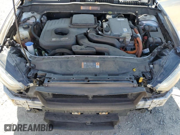 2017 Ford Fusion Hybrid SE with VIN 3FA6P0LU8HR355455, listed as a Copart auction lot 60469935 with 183,105 mi miles and Salvage title. Bid and sale history available at DreamBid. Image 11.