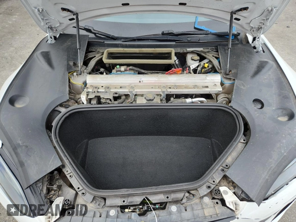 2022 Tesla Model S with VIN 5YJSA1E50NF476127, listed as a Copart auction lot 60225465 with Not provided miles and Salvage title. Bid and sale history available at DreamBid. Image 11.