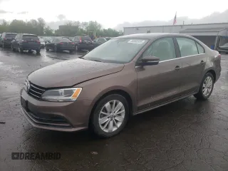 2015 Volkswagen Jetta SE с VIN 3VWD17AJ1FM422960, выставлен на аукционе Copart как лот 55860335 с пробегом 87 616 миль миль и Чистый • Clean title. История ставок и продаж доступна на DreamBid. Изображение 1.
