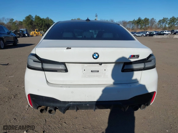 2019 BMW M5 Competition with VIN WBSJF0C57KB285614, listed as a IAAI auction lot 39011419 with 1 mi miles. Bid and sale history available at carsss.com. Image 15.