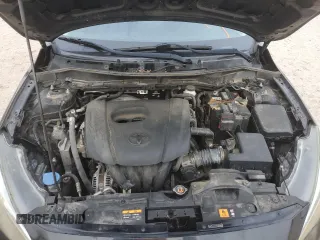 2016 Scion iA z VIN 3MYDLBZV8GY100948, wystawiony jako Copart lot #53285015 z przebiegiem 192 027 mil mil oraz Szkoda całkowita • Salvage title. Historia ofert i sprzedaży dostępna na DreamBid. Obrazek 11.