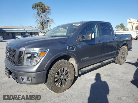 2017 Nissan Titan Platinum Reserve z VIN 1N6AA1E53HN543012, wystawiony jako Copart lot #39144854 z przebiegiem 83 008 mil mil oraz Szkoda całkowita • Salvage title. Historia ofert i sprzedaży dostępna na DreamBid. Obrazek 1.