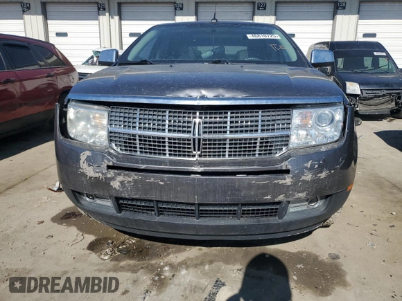 2010 Lincoln MKX with VIN 2LMDJ8JC2ABJ25880, listed as a Copart auction lot 46810725 with 109,792 mi miles and Salvage Title. Bid and sale history available at carsss.com. Image 5.