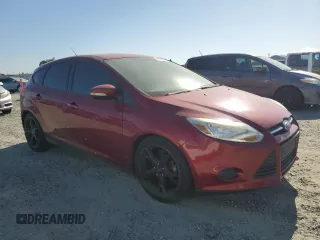 2014 Ford Focus SE with VIN 1FADP3K27EL219529, listed as a Copart auction lot 53718745 with 104,692 mi miles and Salvage Title. Bid and sale history available at carsss.com. Image 4.