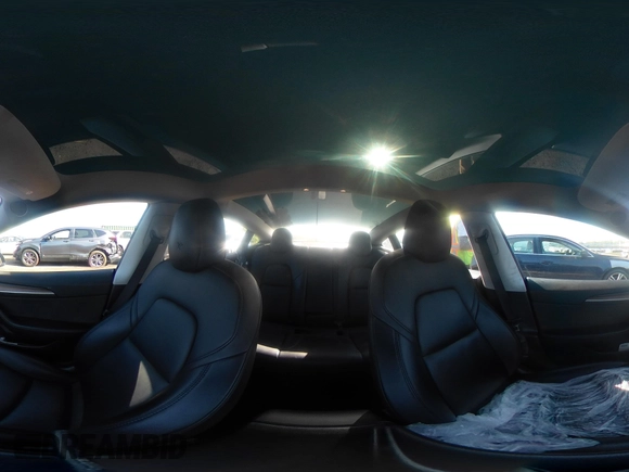 2022 Tesla Model 3 Long Range z VIN 5YJ3E1EB2NF183893, wystawiony jako IAAI lot #42130396 z przebiegiem 25 552 mil mil oraz . Historia ofert i sprzedaży dostępna na DreamBid. Obrazek 21.