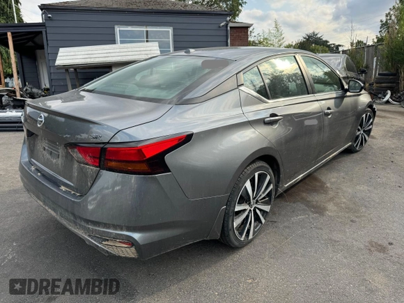 2022 Nissan Altima SR with VIN 1N4BL4CV6NN365572, listed as a Copart auction lot 56434745 with 56,656 mi miles and Salvage Title. Bid and sale history available at DreamBid. Image 4.