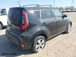 2014 Kia Soul with VIN KNDJN2A25E7045161, listed as a IAAI auction lot 40571623 with 149,270 mi miles. Bid and sale history available at carsss.com. Image 4.