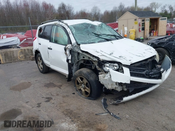 2009 Toyota RAV4 with VIN JTMBF33VX9D006796, listed as a IAAI auction lot 42058558 with 183,003 mi miles and . Bid and sale history available at DreamBid. Image 1.