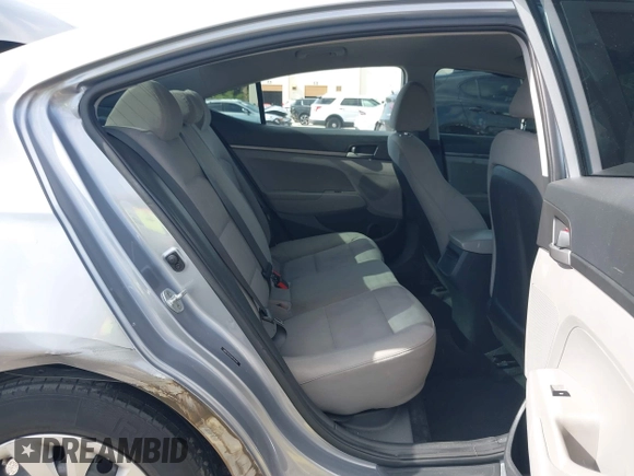 2017 Hyundai Elantra SE z VIN 5NPD74LF6HH126348, wystawiony jako IAAI lot #42362683 z przebiegiem 165 431 mil mil oraz . Historia ofert i sprzedaży dostępna na DreamBid. Obrazek 8.