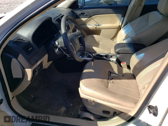 2010 Mercury Milan Premier z VIN 3MEHM0JG4AR660609, wystawiony jako Copart lot #56673135 z przebiegiem 221 041 mil mil oraz Nie do naprawy • Non repairable. Historia ofert i sprzedaży dostępna na DreamBid. Obrazek 7.