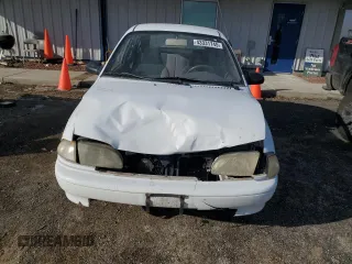 1994 Ford Aspire z VIN KNJLT06H5R6100247, wystawiony jako Copart lot #43331745 z przebiegiem 154 173 mil mil oraz Nie do naprawy. Historia ofert i sprzedaży dostępna na DreamBid. Obrazek 5.