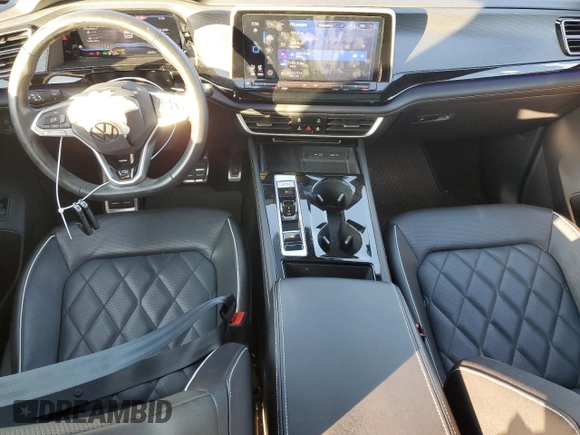 2024 Volkswagen Atlas SEL Premium R-Line с VIN 1V2FE2CA5RC214374, выставлен на аукционе Copart как лот 43290865 с пробегом 20 393 миль миль и Списание • Salvage title. История ставок и продаж доступна на DreamBid. Изображение 8.