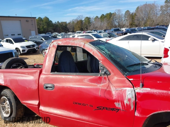 1999 Dodge Dakota SLT with VIN 1B7FL26X2XS237301, listed as a IAAI auction lot 41416307 with 1 mi miles. Bid and sale history available at carsss.com. Image 13.