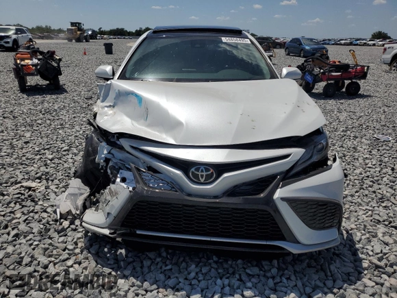 2021 Toyota Camry XSE z VIN 4T1K61AK2MU418583, wystawiony jako Copart lot #54858495 z przebiegiem 43 662 mil mil oraz Nie do naprawy • Non repairable. Historia ofert i sprzedaży dostępna na DreamBid. Obrazek 5.