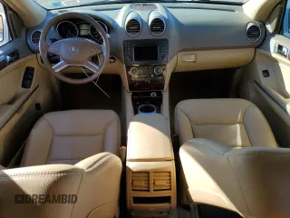 2010 Mercedes-Benz M 550 with VIN 4JGBB7CB8AA602077, listed as a Copart auction lot 83598804 with 111,633 mi miles and Salvage Title. Bid and sale history available at DreamBid. Image 8.